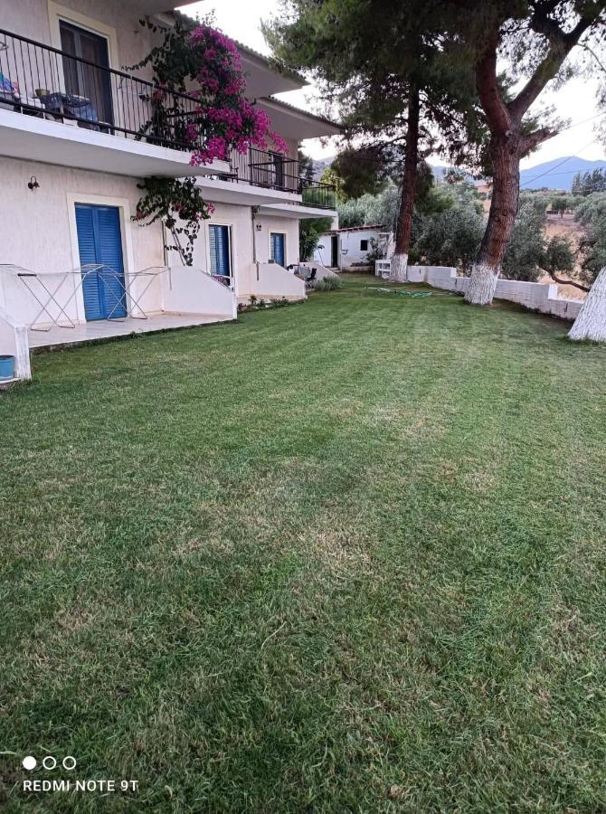 Villa Galaxidi Exterior photo