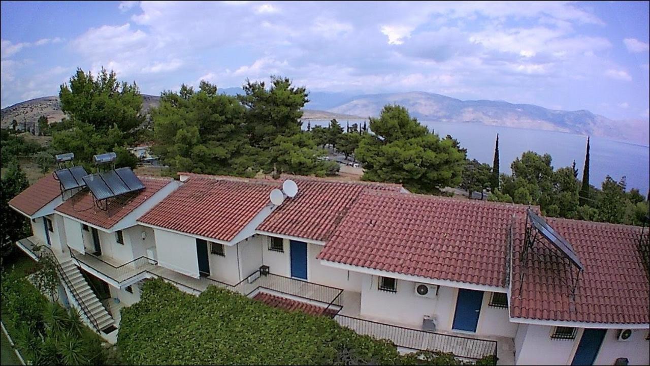 Villa Galaxidi Exterior photo