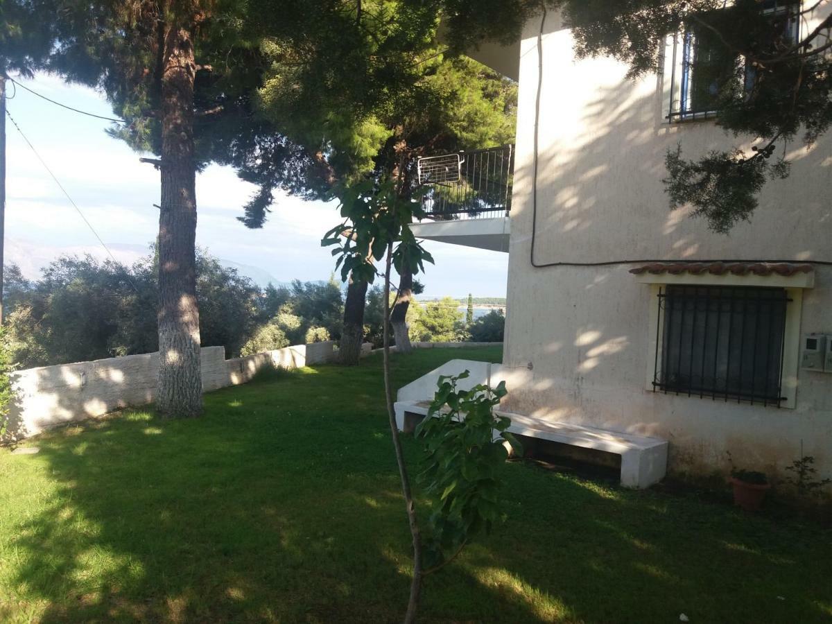Villa Galaxidi Exterior photo
